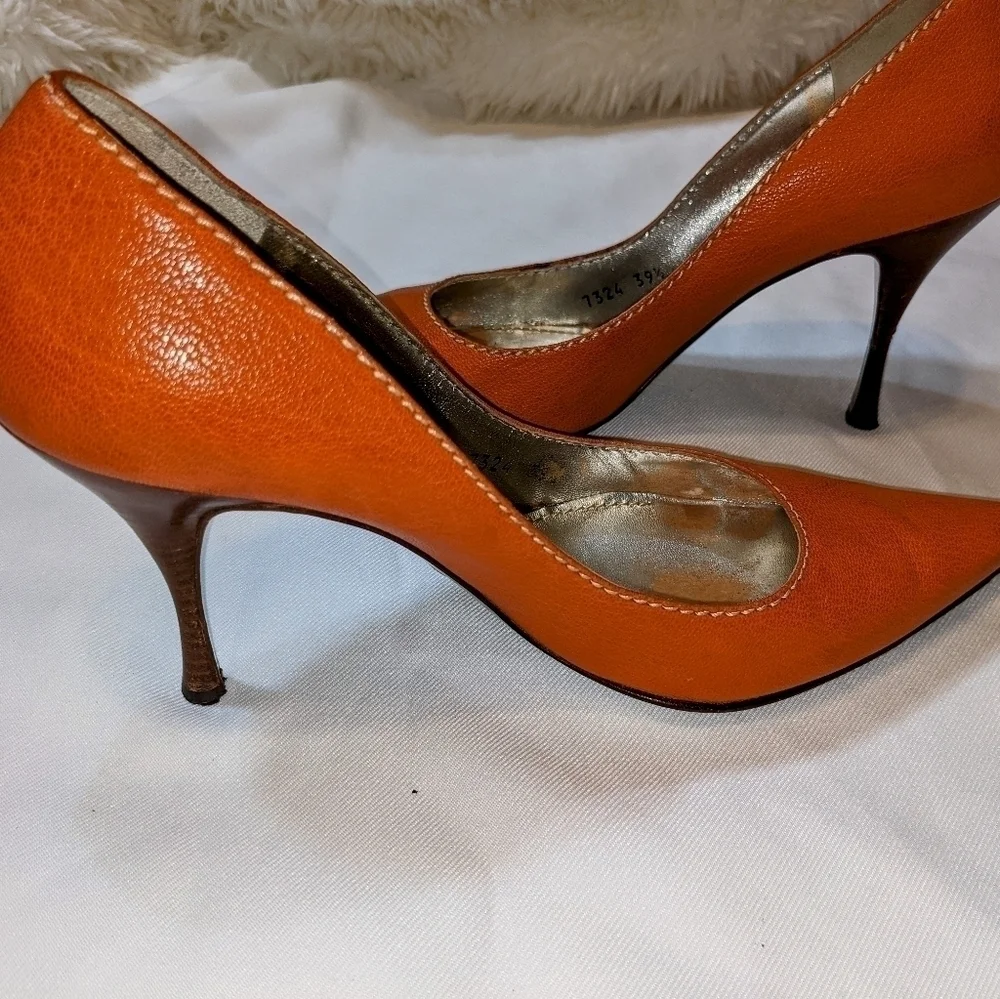 Dolce & Gabbana Vero Cuoio Pointed Toe Stilettos, 39.5